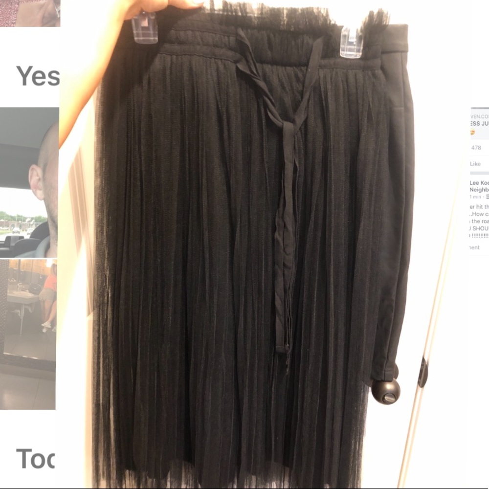 Midi tule black skirt